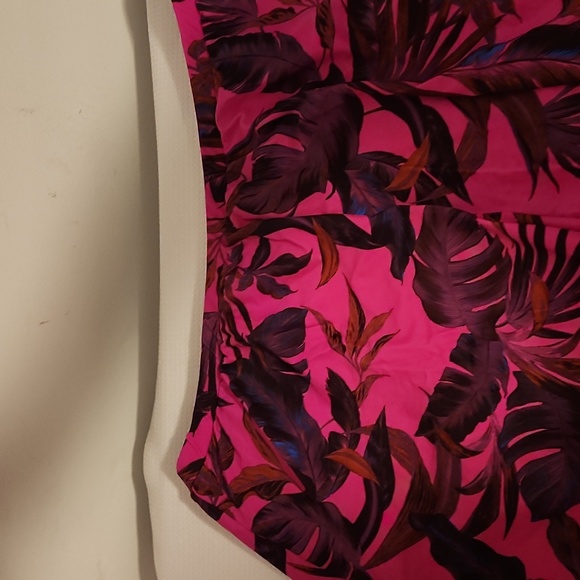 torrid Other - Torrid Pink leaf  bathing suit skort size 4